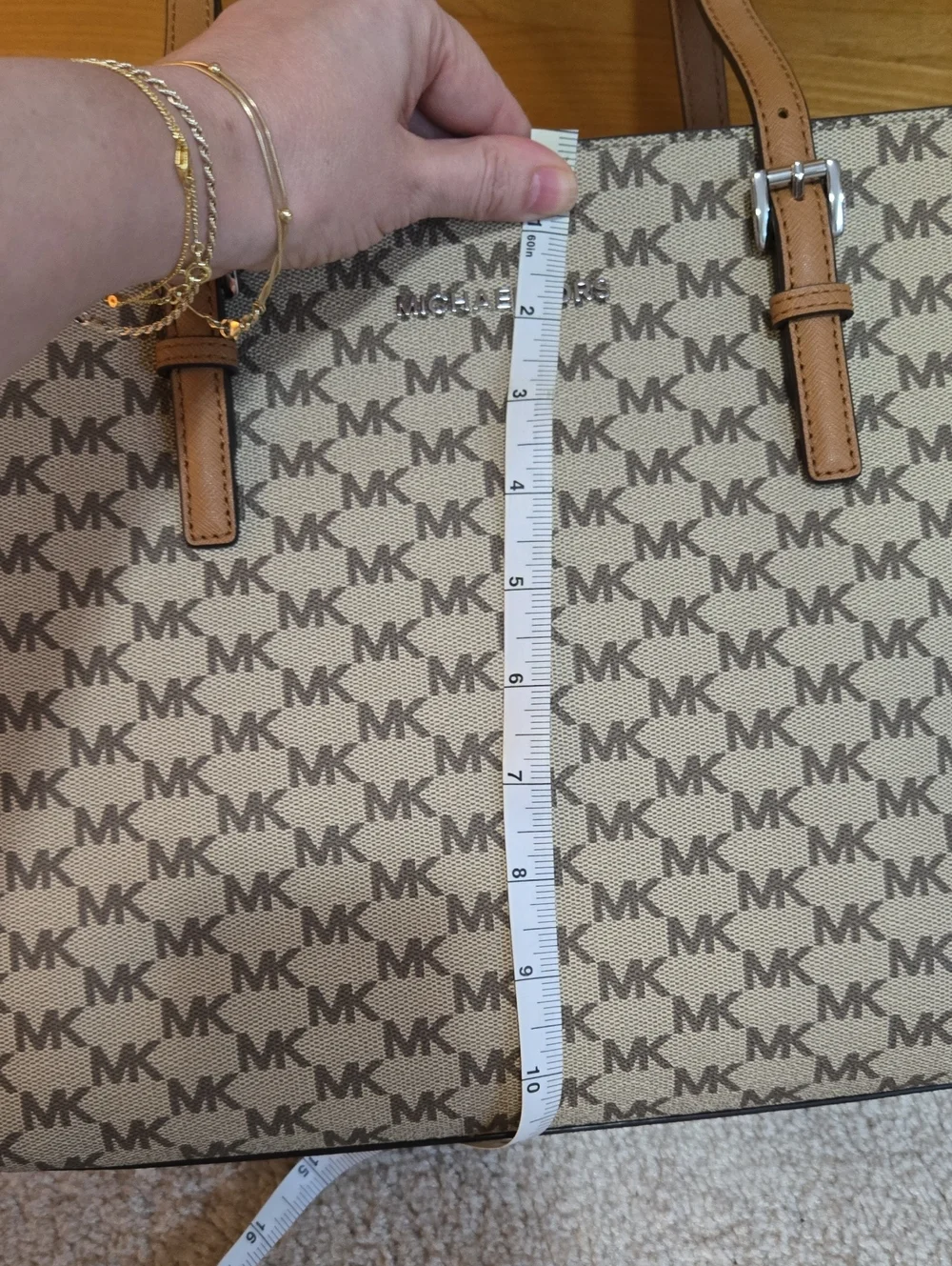 Michael Kors Tan/Beige Signature MK Tote Bag - Picture 4 of 11
